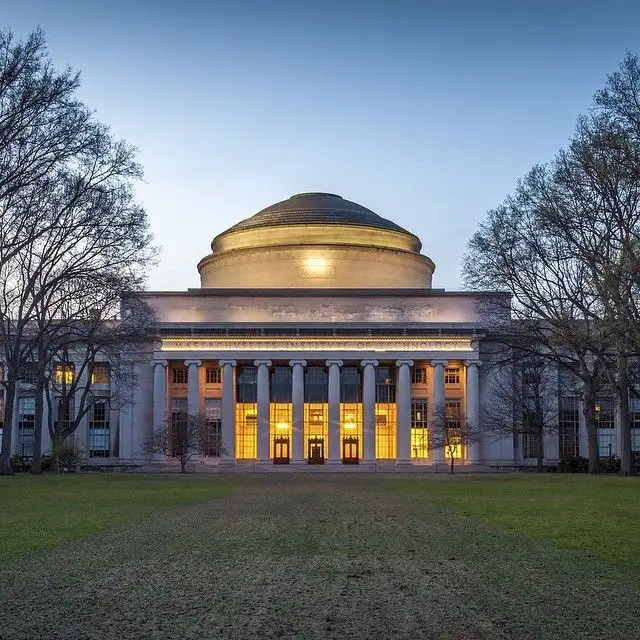 Massachuactts Intitute Of Tachnology